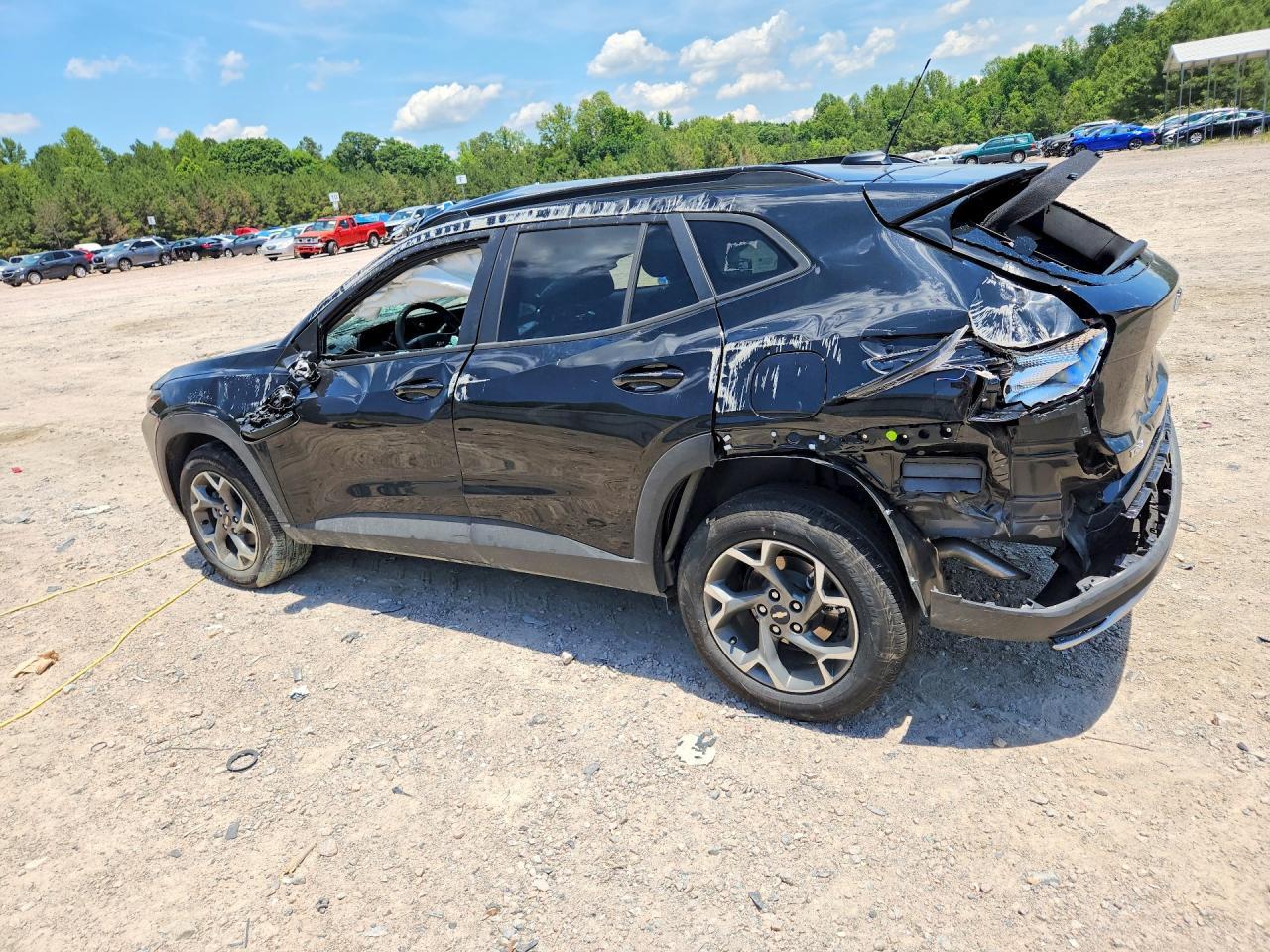 2025 Chevrolet Trax 1Lt - Фото 2