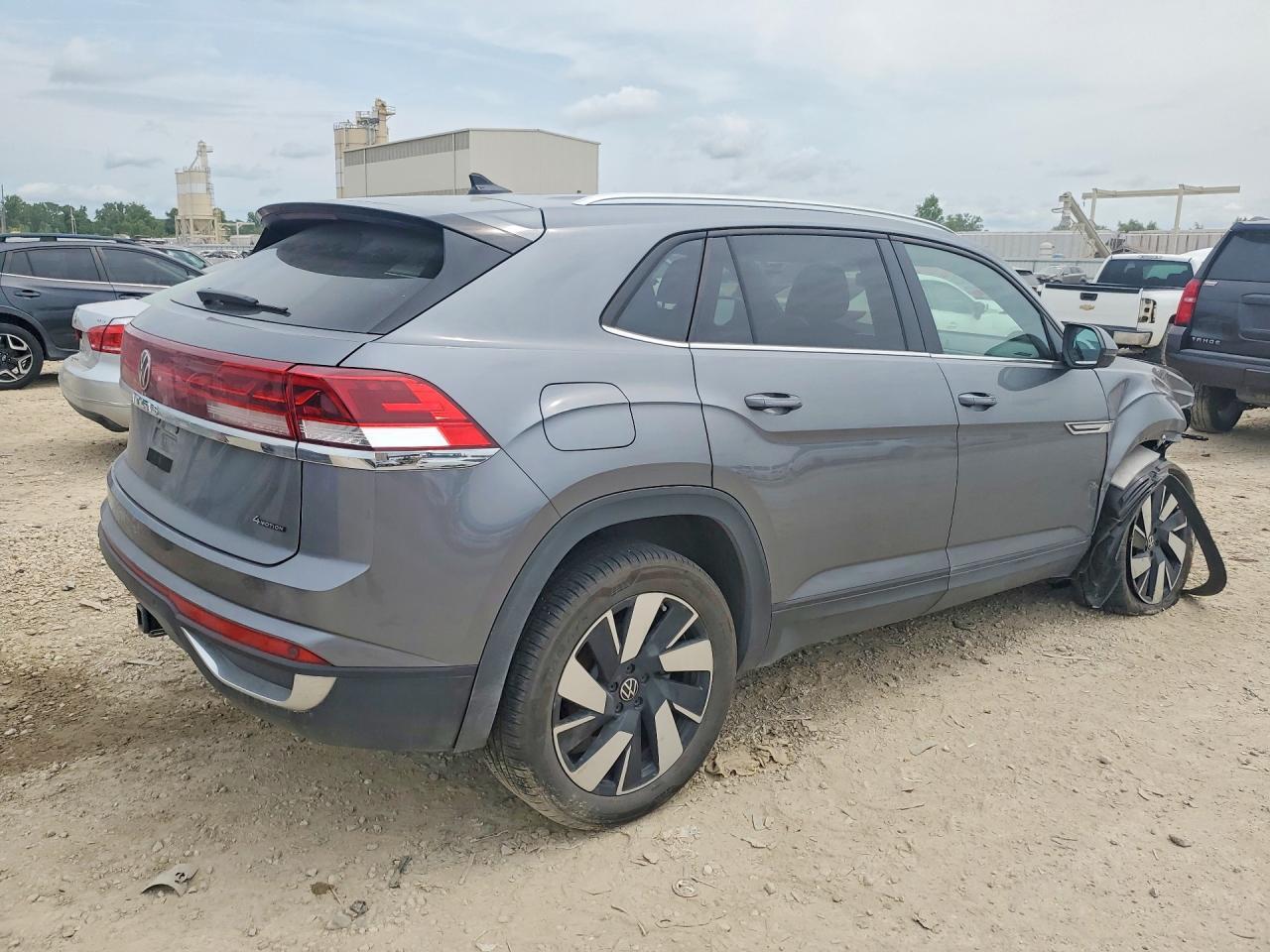 2024 Volkswagen Atlas Cross Sport Se - Фото 3