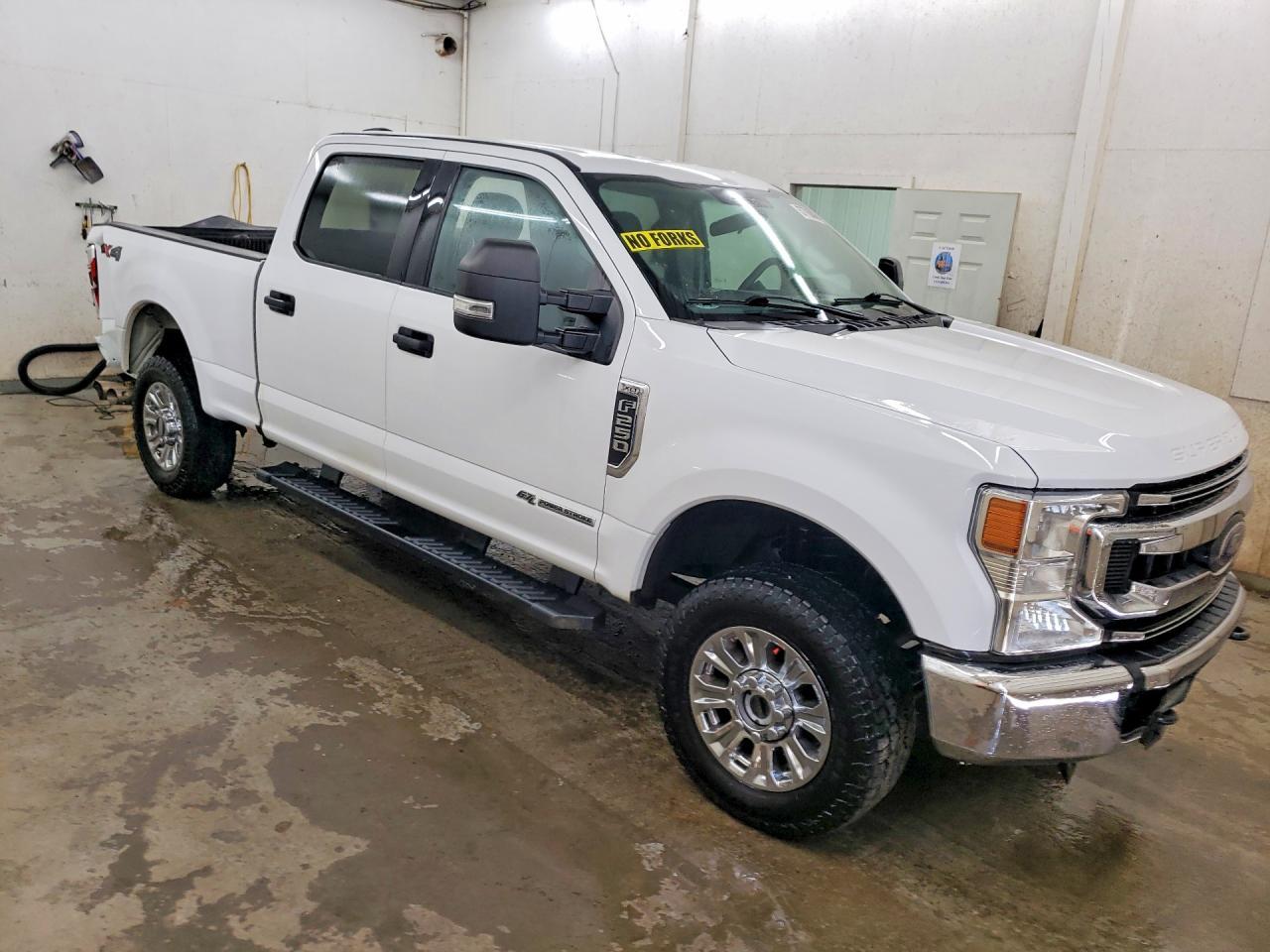 2022 Ford F250 Super Duty - Фото 4