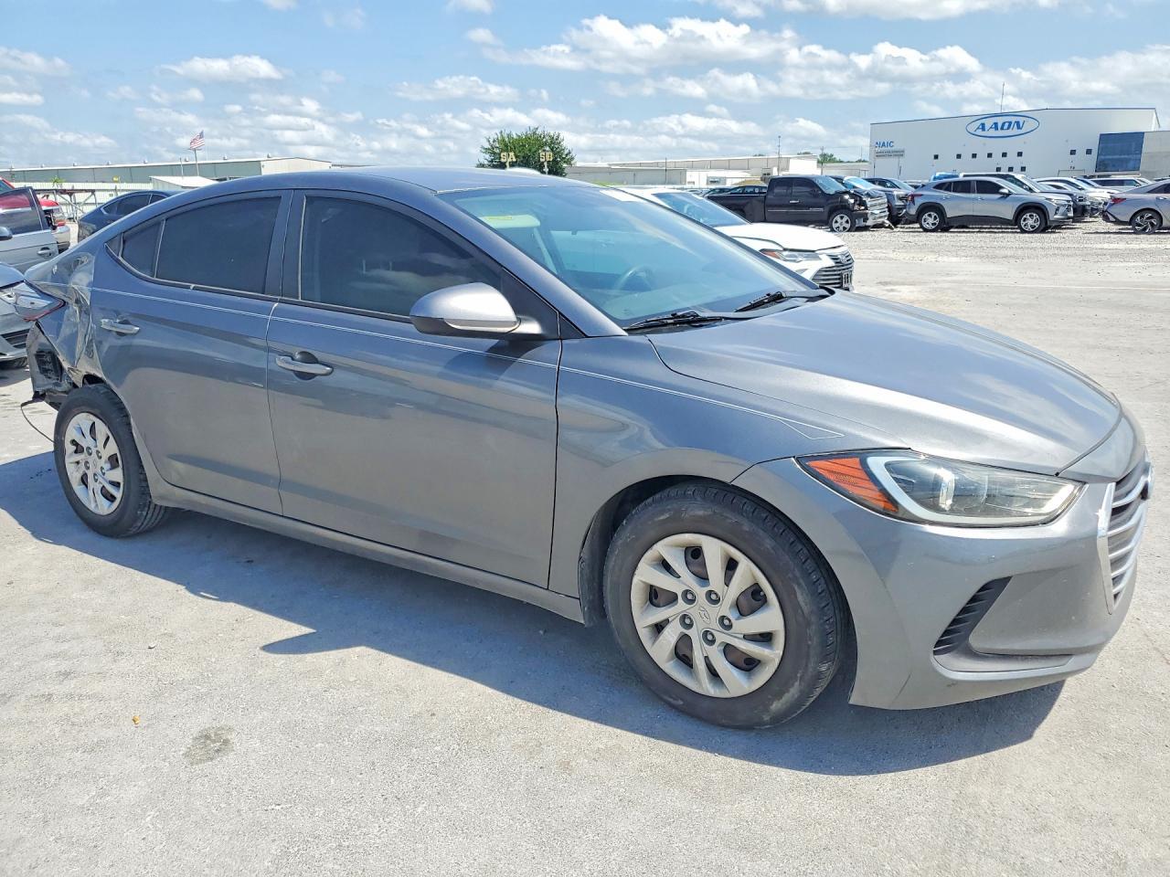 2018 Hyundai Elantra Se - Фото 4