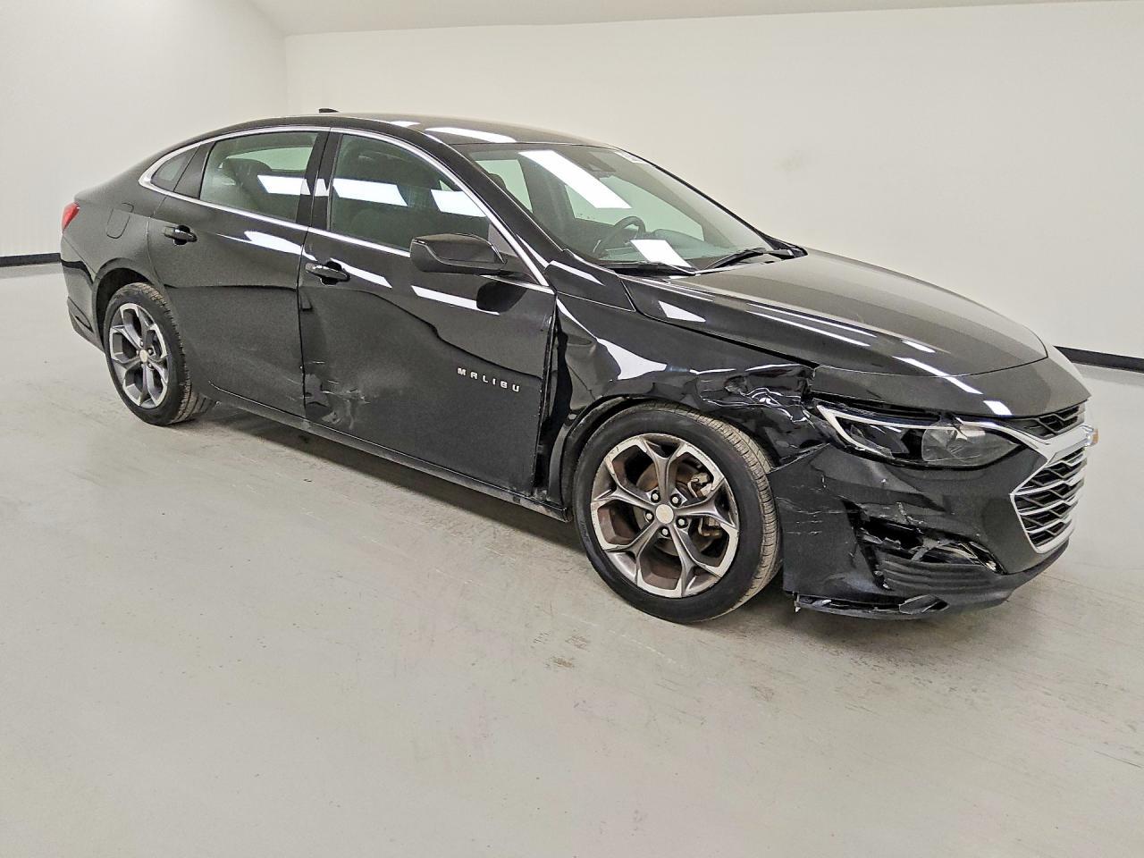 2023 Chevrolet Malibu Lt - Image 4