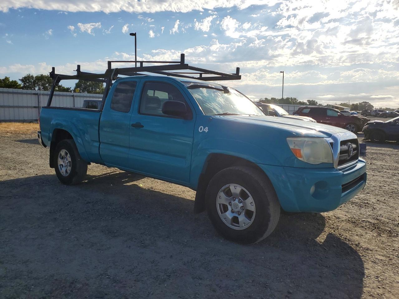 2005 Toyota Tacoma Access Cab - Image 4