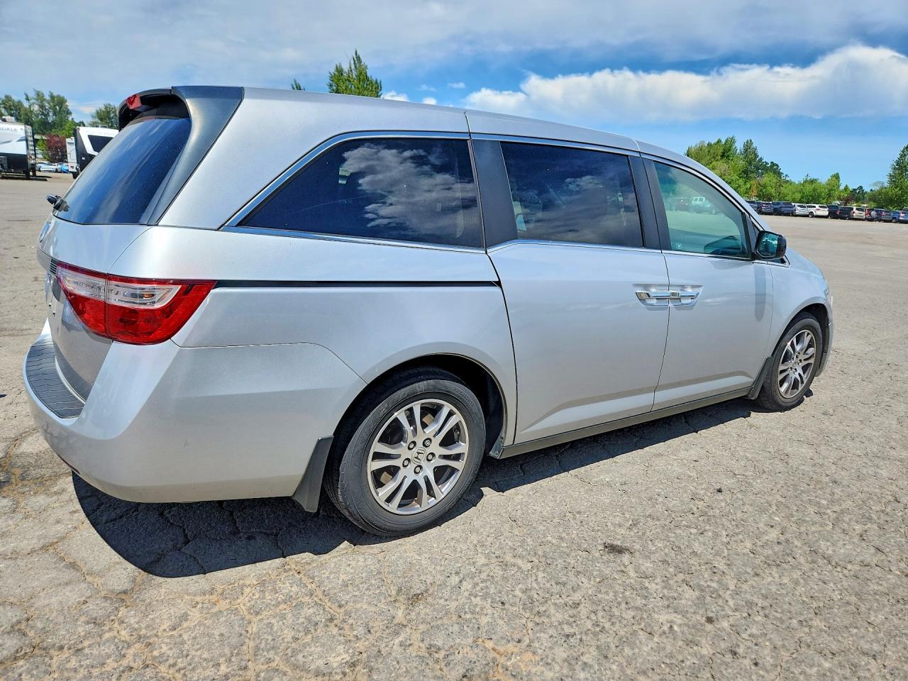 2011 Honda Odyssey Ex - Фото 3