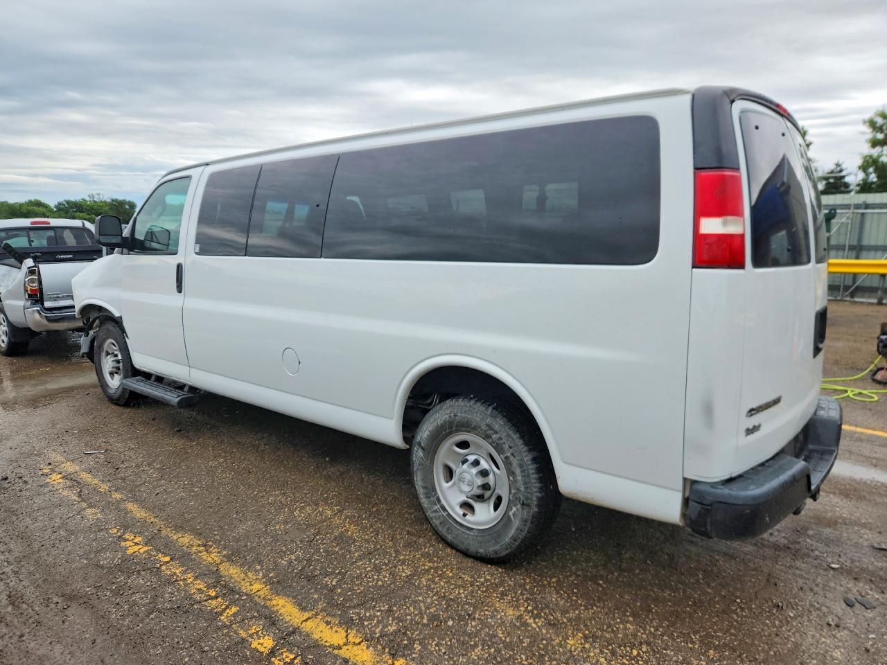 2018 Chevrolet Express G3500 Ls - Image 2