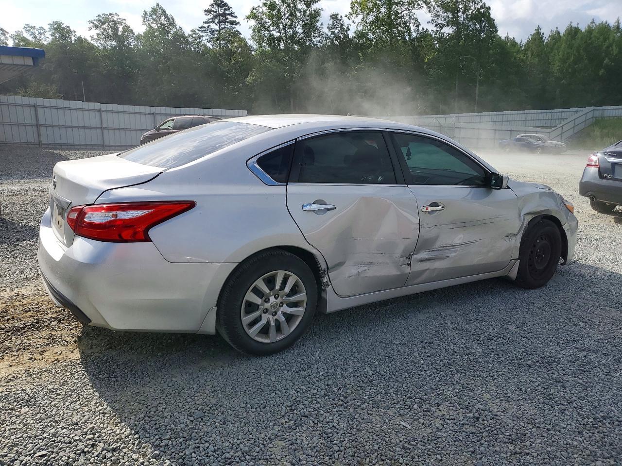 2017 Nissan Altima 2.5 S - Image 3