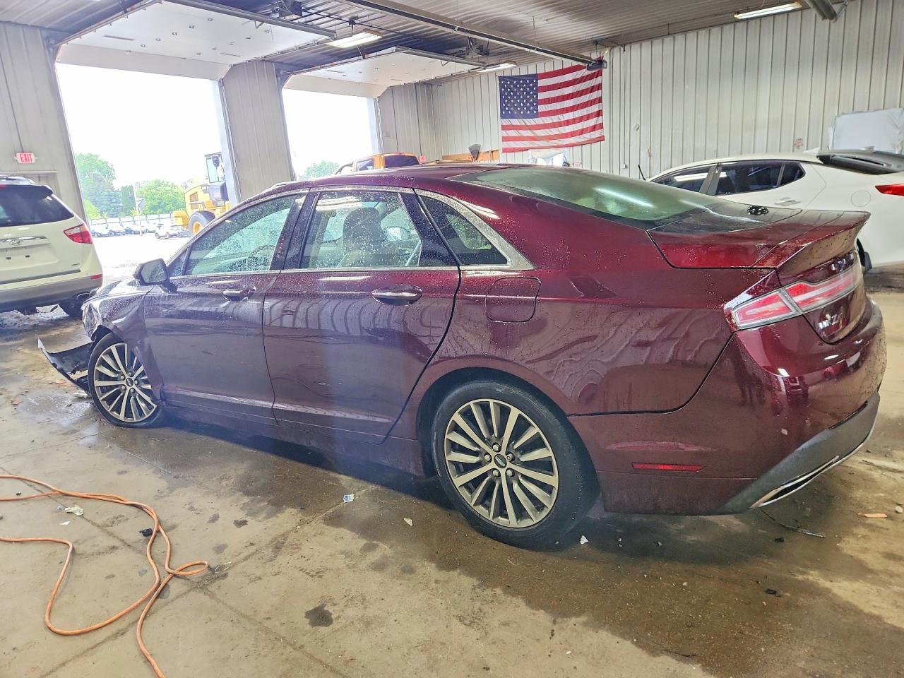 2017 Lincoln Mkz Select - Фото 2