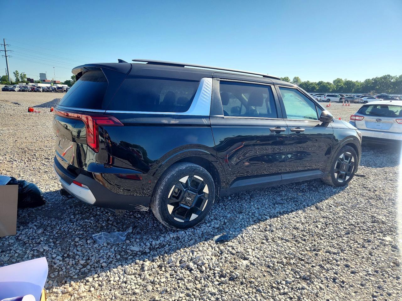 2025 Kia Carnival Ex - Фото 3