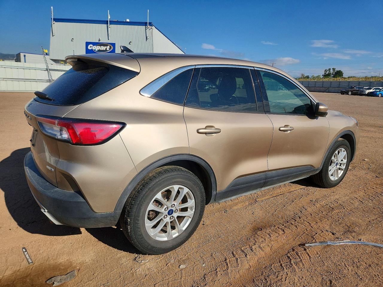 2020 Ford Escape Se - Фото 3