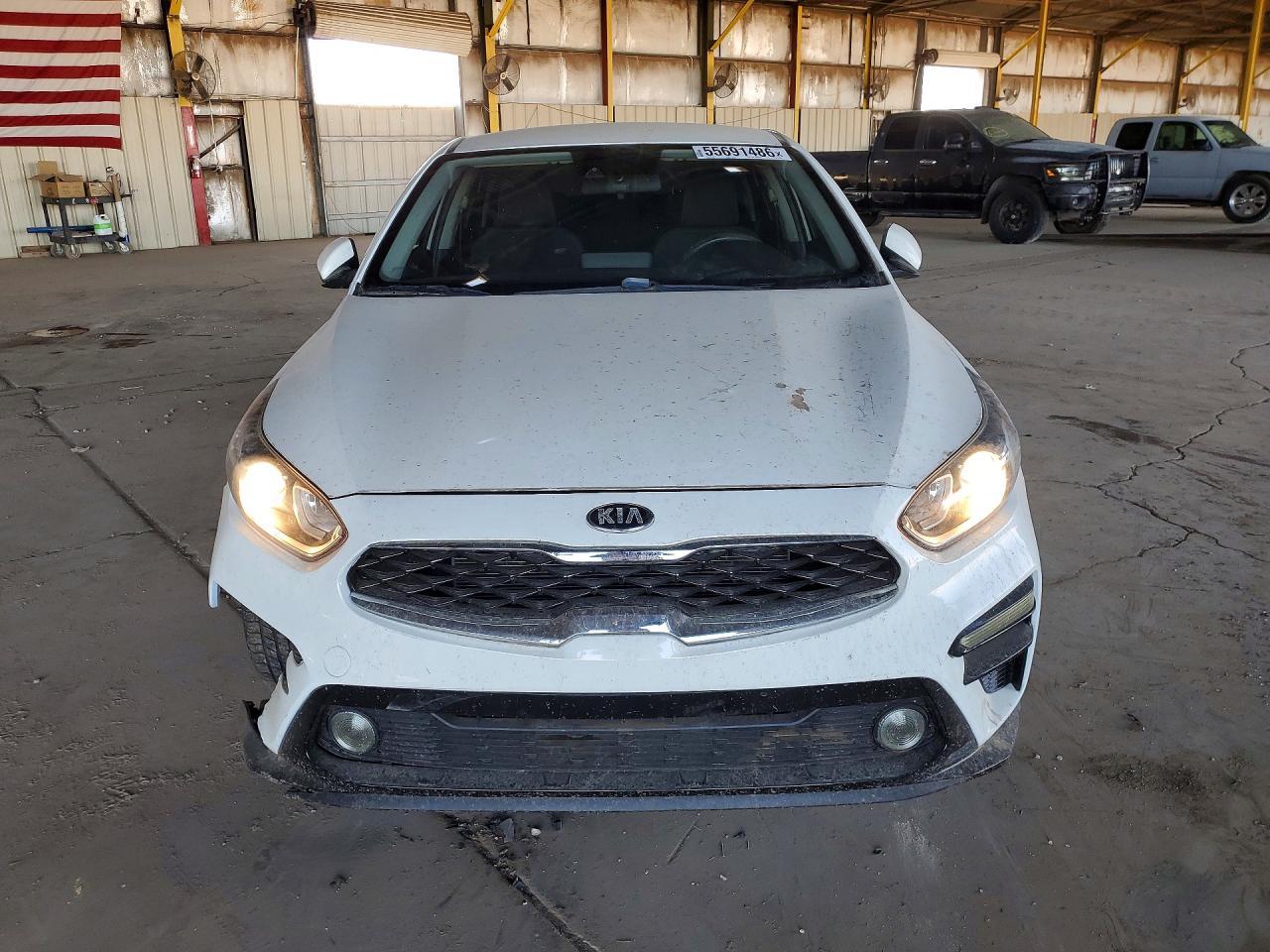 2020 Kia Forte Lxs - Image 5