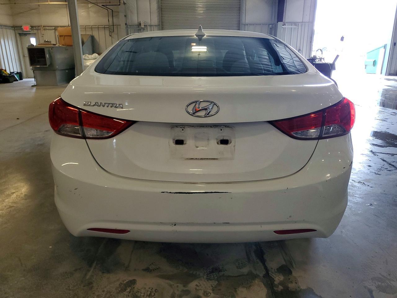 2013 Hyundai Elantra Gls - Фото 6