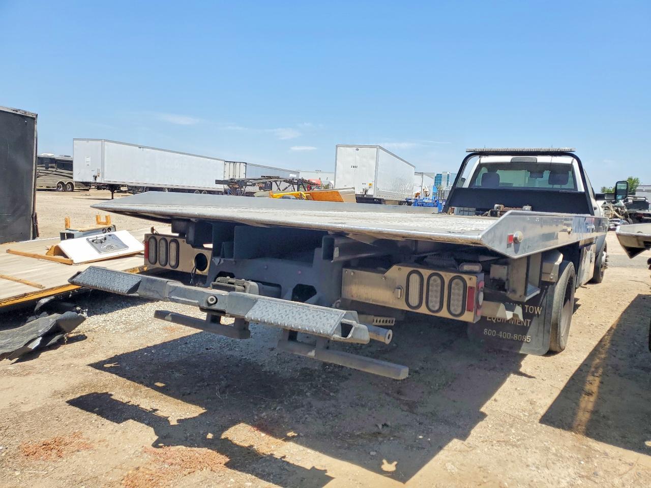 2022 Ram 5500 - Фото 3