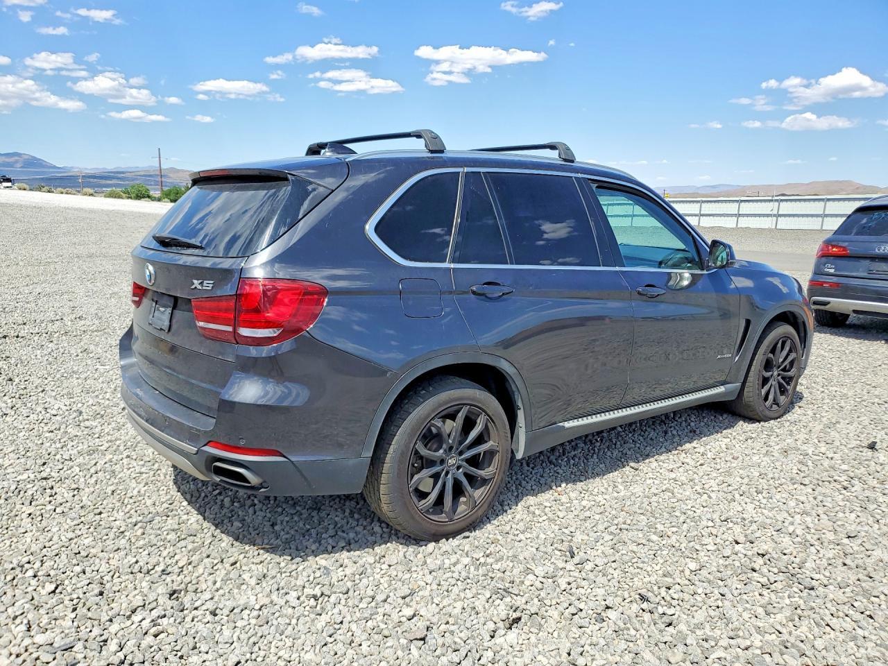 2016 BMW X5 xDrive50I - Фото 3