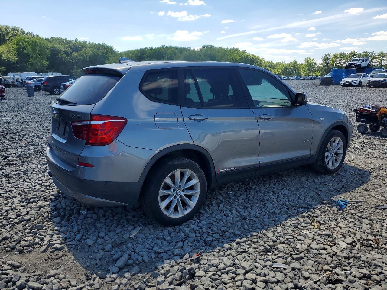 2013 BMW X3 xDrive28I - Image 3