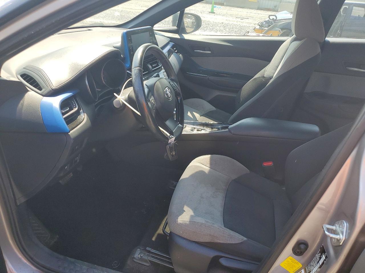 2019 Toyota C-Hr Xle - Фото 7