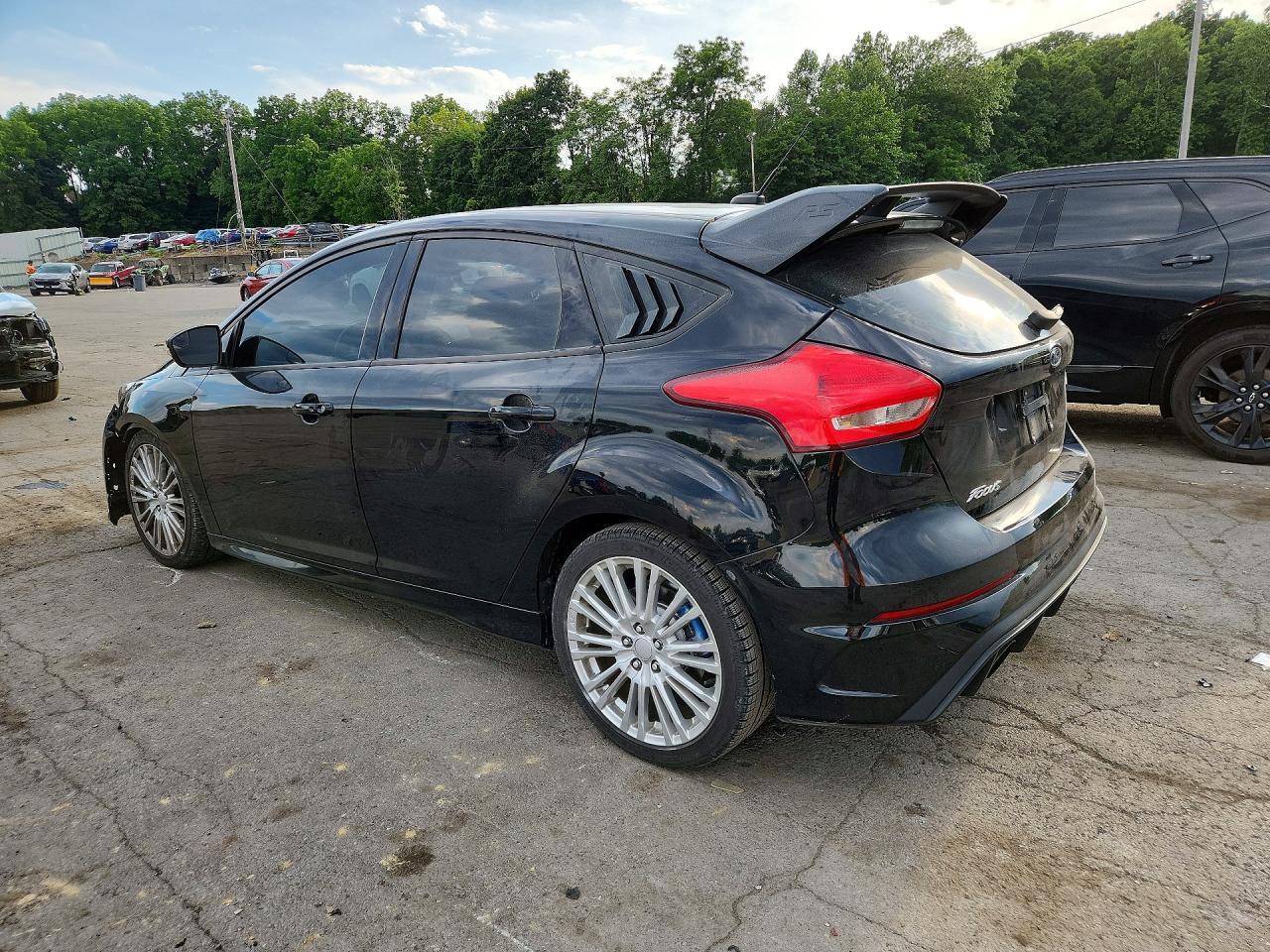 2016 Ford Focus Rs - Фото 2