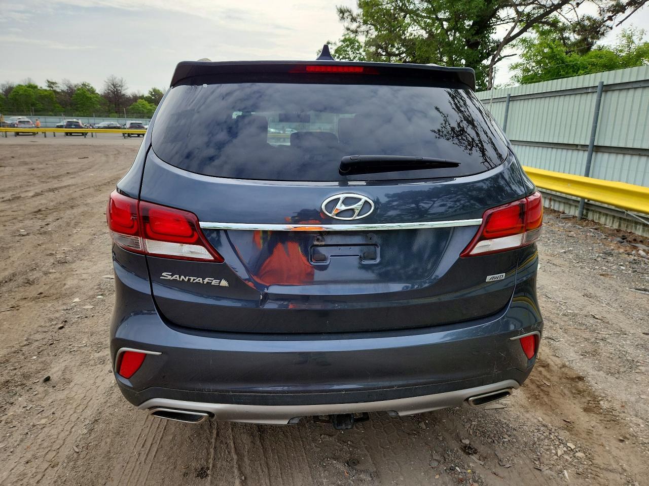 2017 Hyundai Santa Fe Se - Фото 6