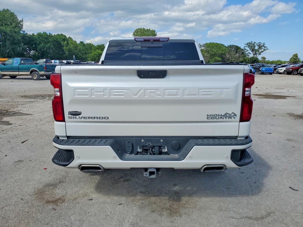 2019 Chevrolet Silverado K1500 High Country - Image 6