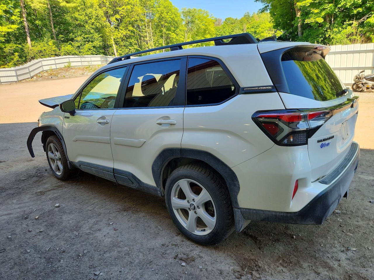 2025 Subaru Forester - Image 2