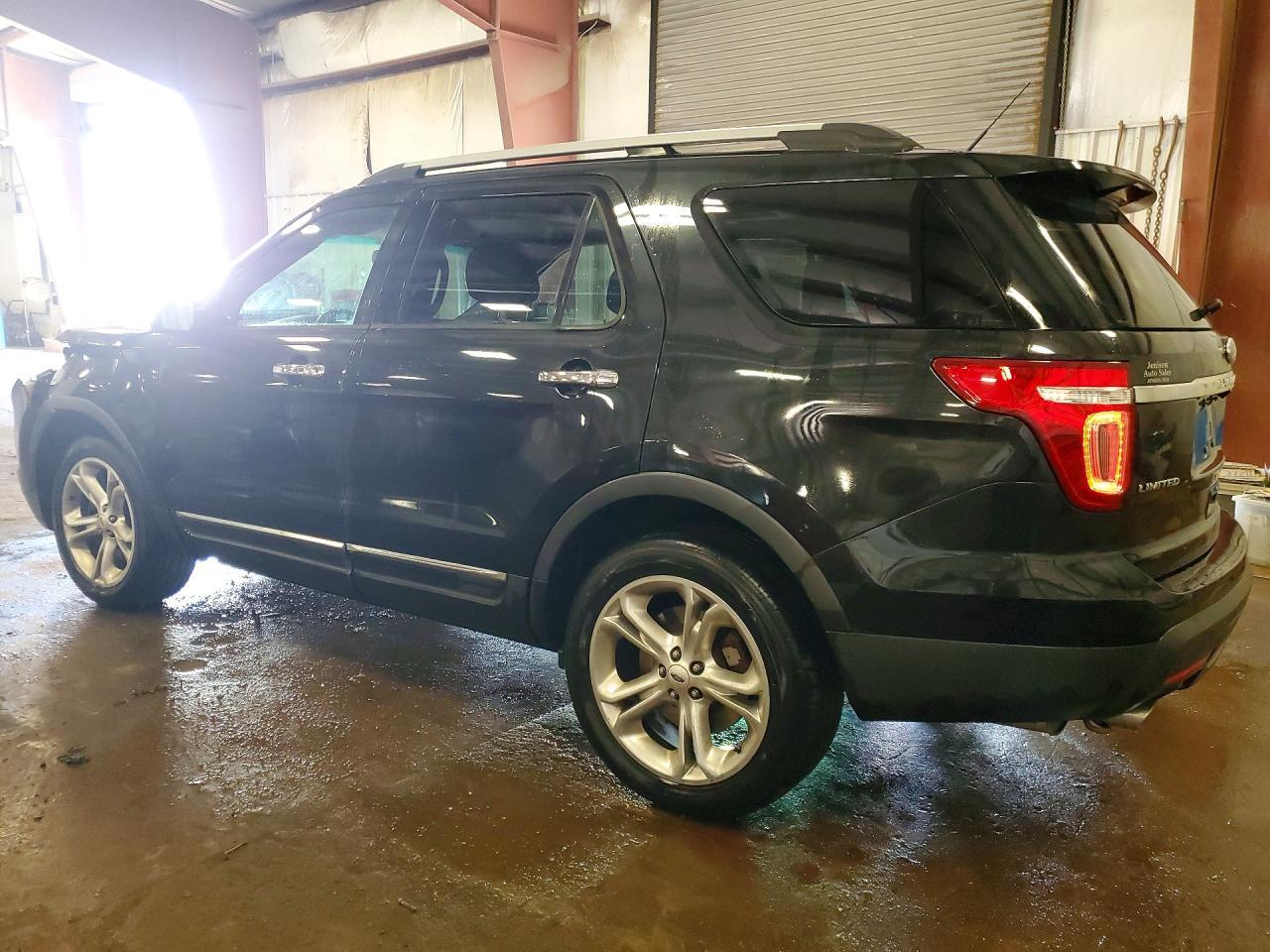 2013 Ford Explorer Limited - Image 2