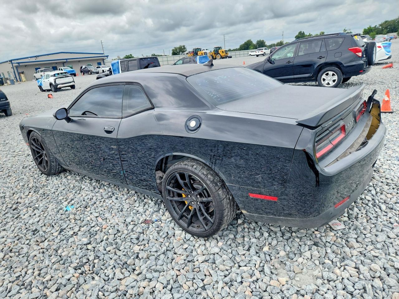 2018 Dodge Challenger R - Фото 2