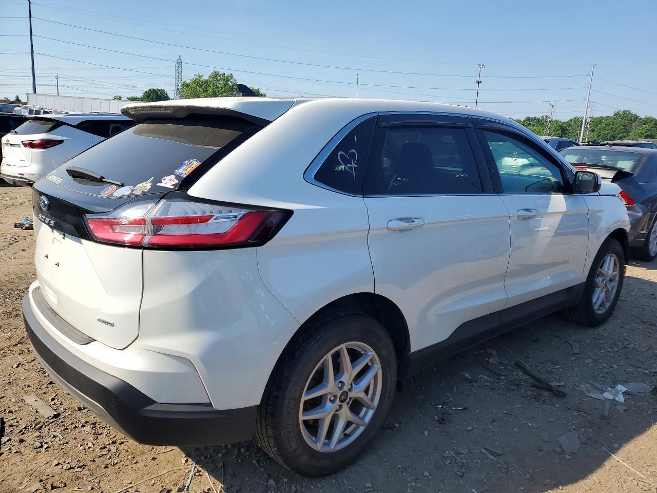 2023 Ford Edge Sel - Image 3