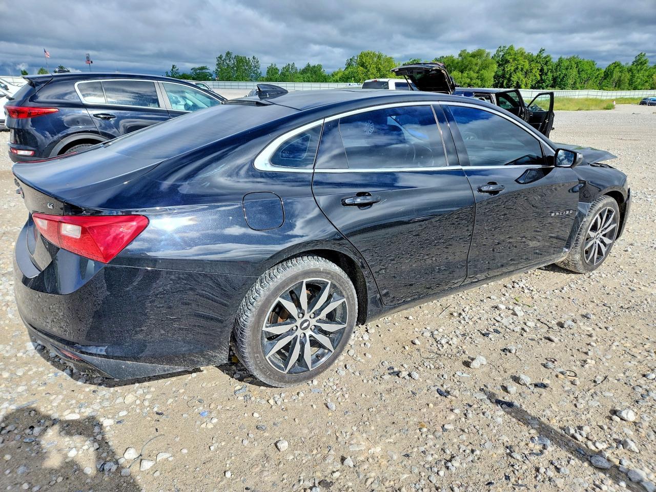 2016 Chevrolet Malibu Lt - Image 3