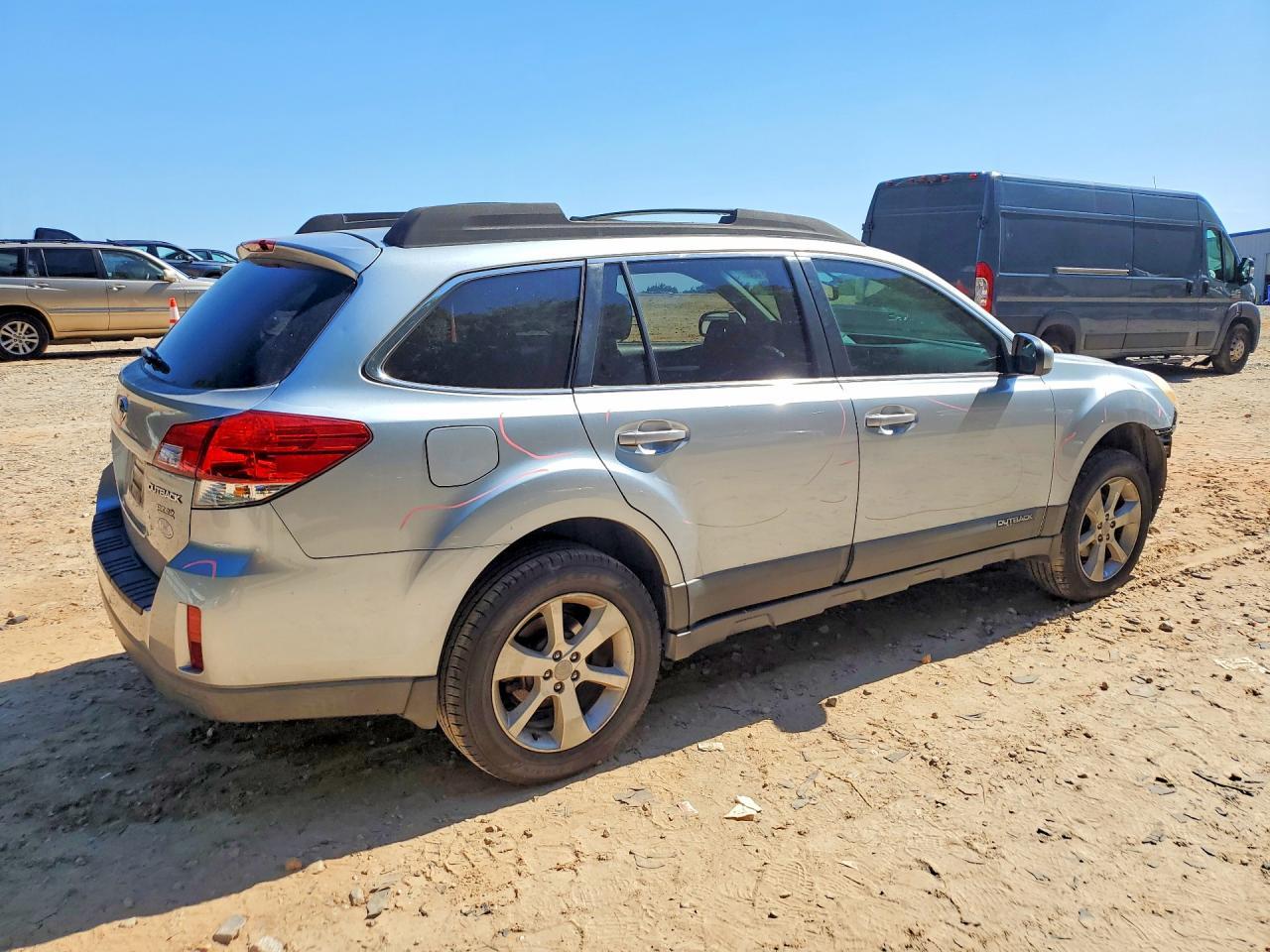 2013 Subaru Outback 2.5I Premium - Фото 3