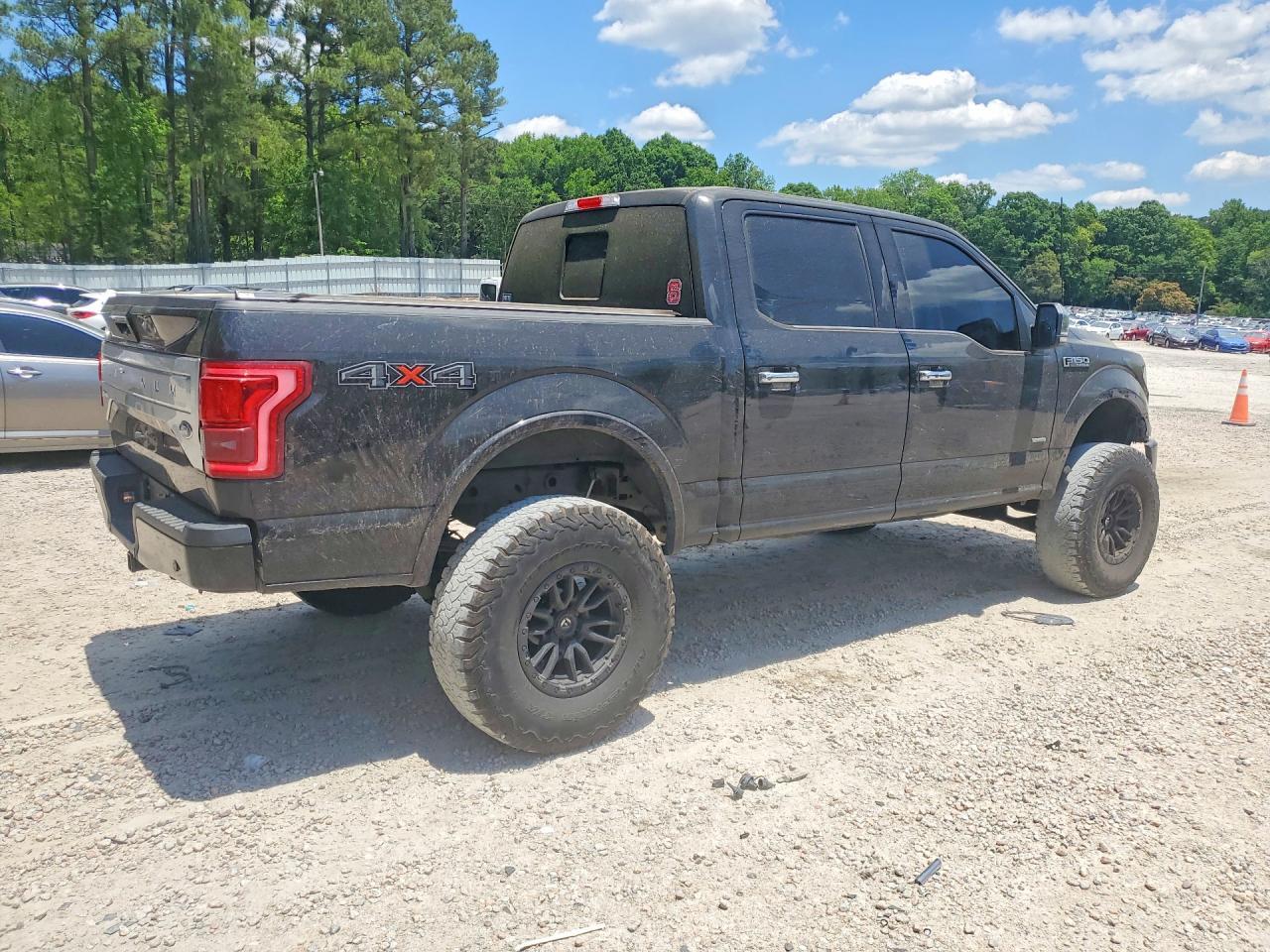 2015 Ford F-150 - Фото 3