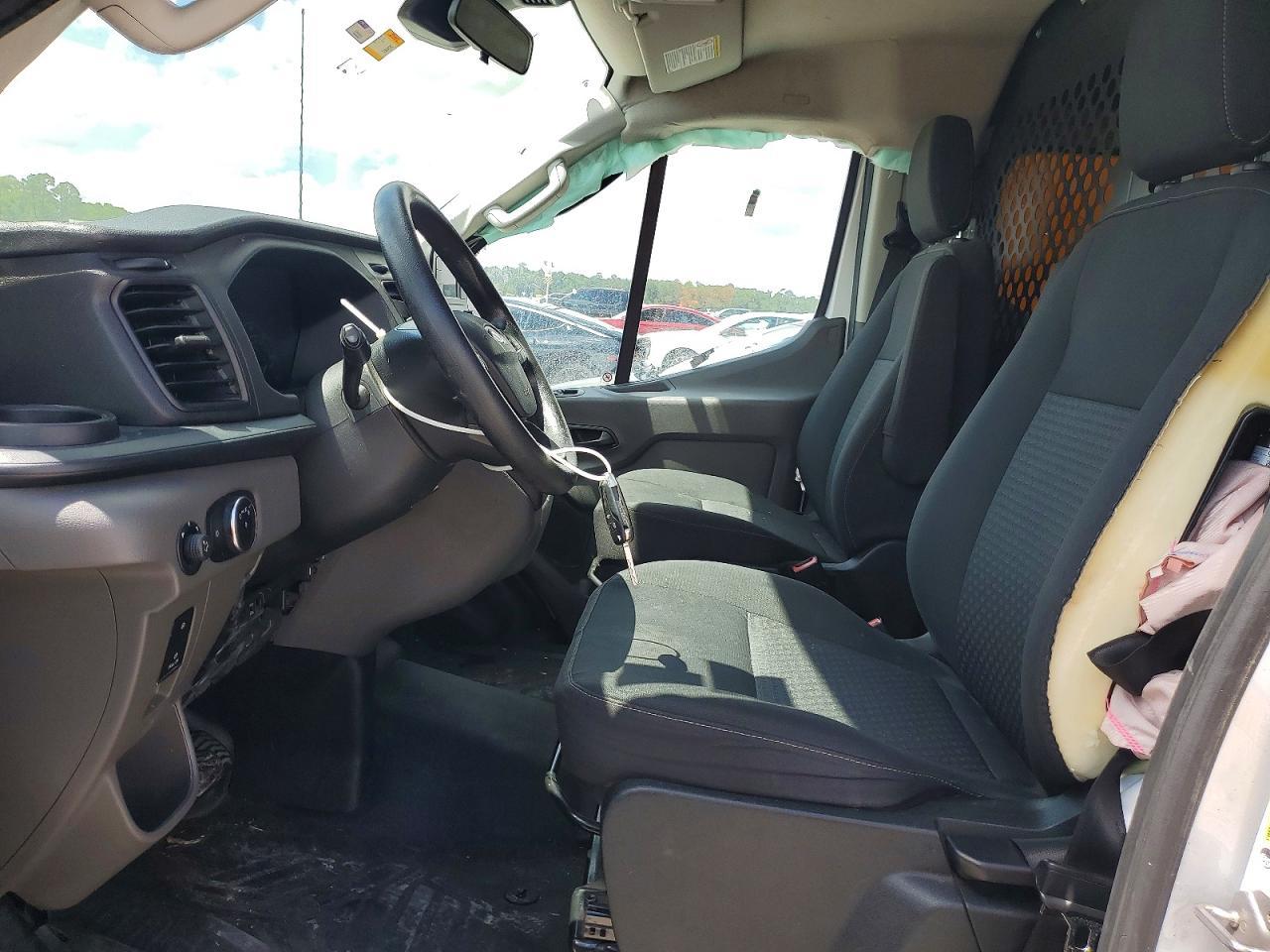 2023 Ford Transit 250 Delivery Van - Image 7