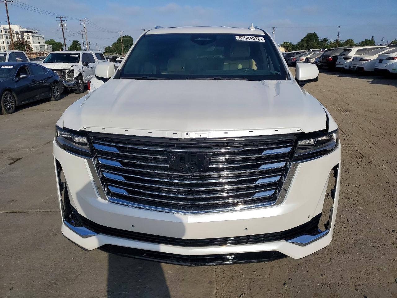 2021 Cadillac Escalade Premium Luxury - Фото 5