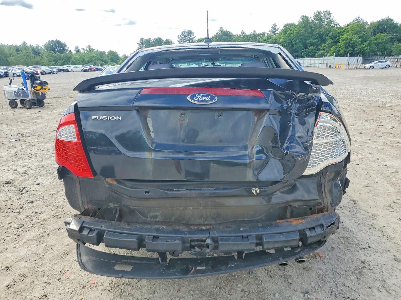 2011 Ford Fusion Se - Image 6