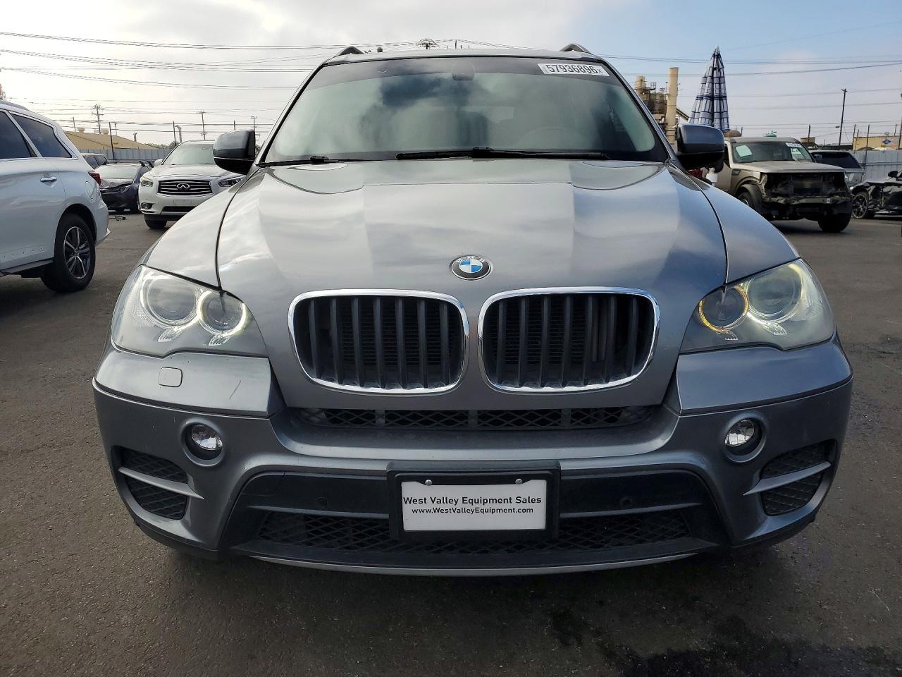 2013 BMW X5 xDrive35I - Image 5