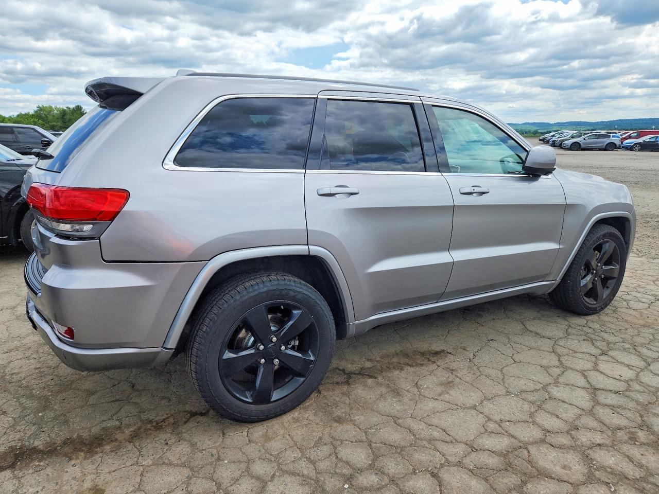 2015 Jeep Grand Cherokee Laredo - Фото 3