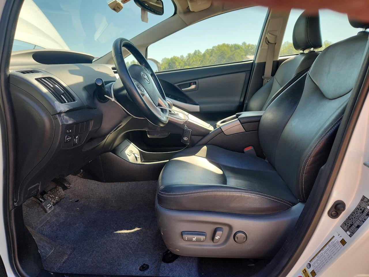 2015 Toyota Prius Four - Фото 7