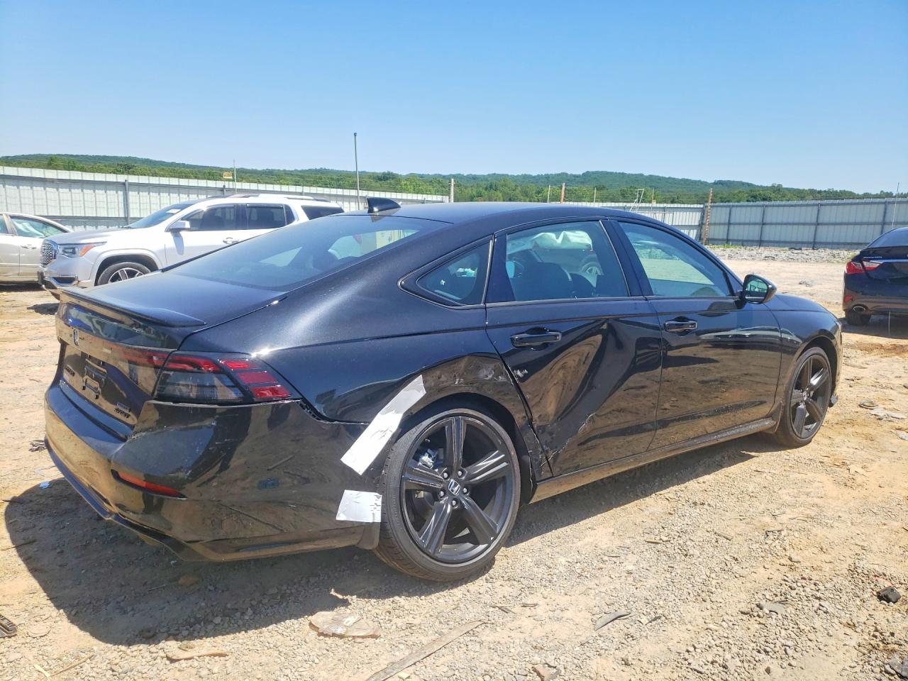 2026 Honda Accord Hybrid Sport-L - Image 3