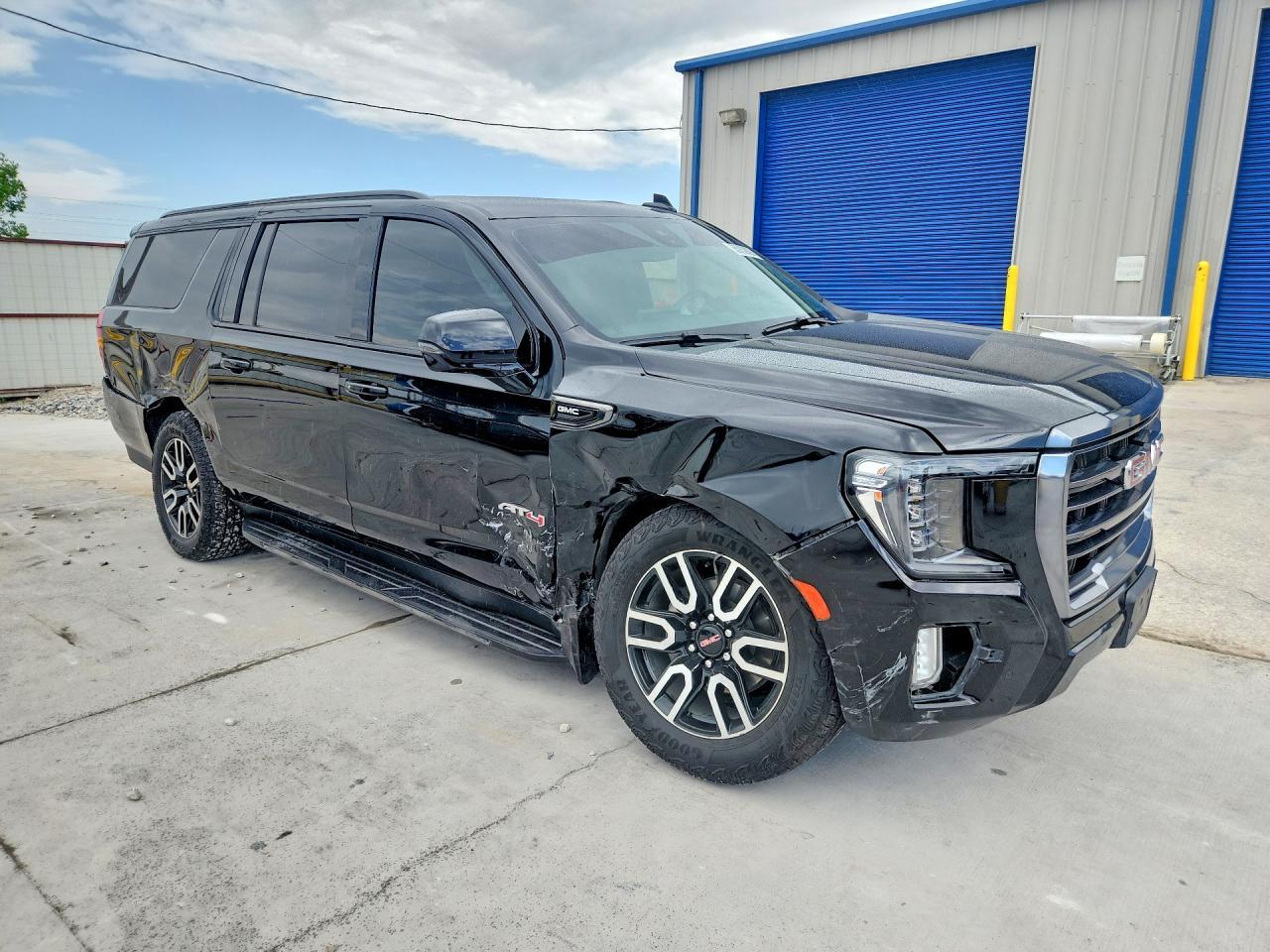 2024 GMC Yukon Xl K1500 At4 - Фото 4