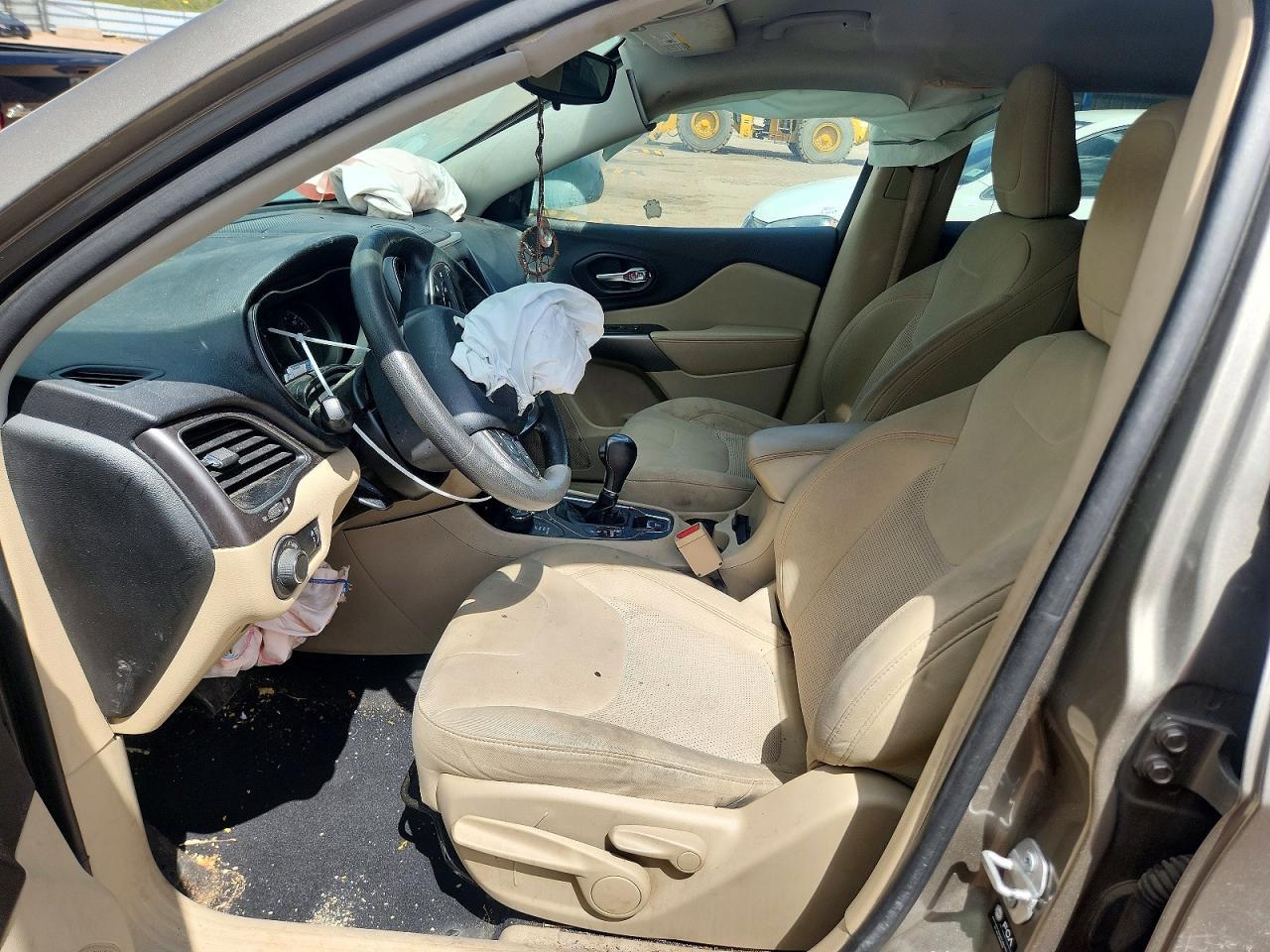 2021 Jeep Cherokee Latitude - Фото 7