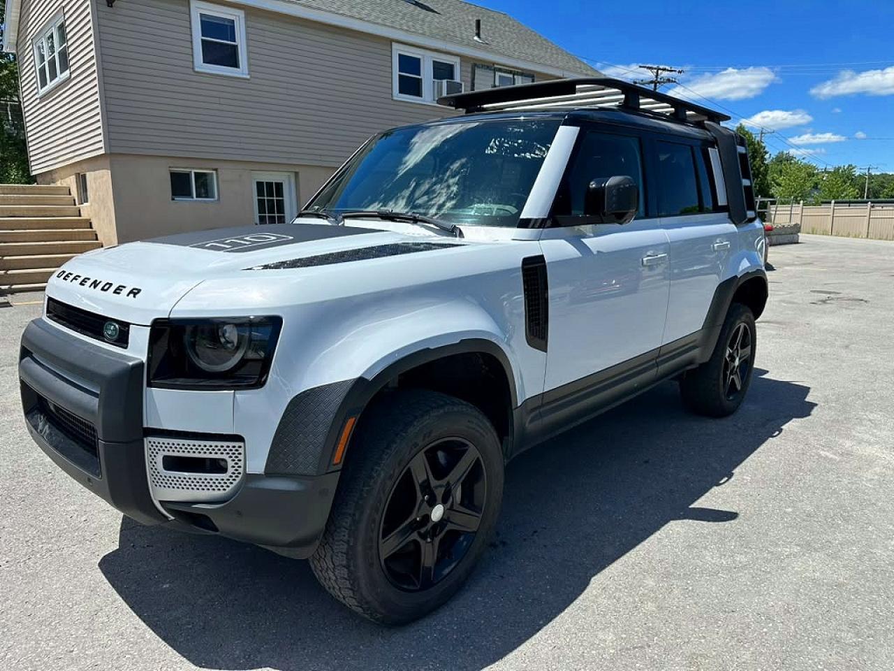 2022 Land Rover Defender 110 Se