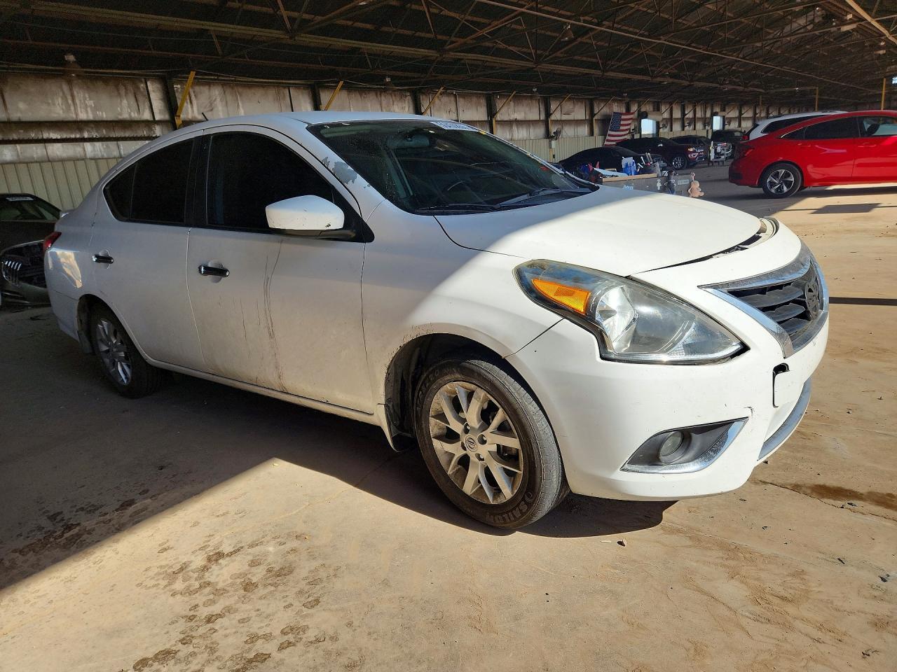 2017 Nissan Versa 1.6 S - Фото 4