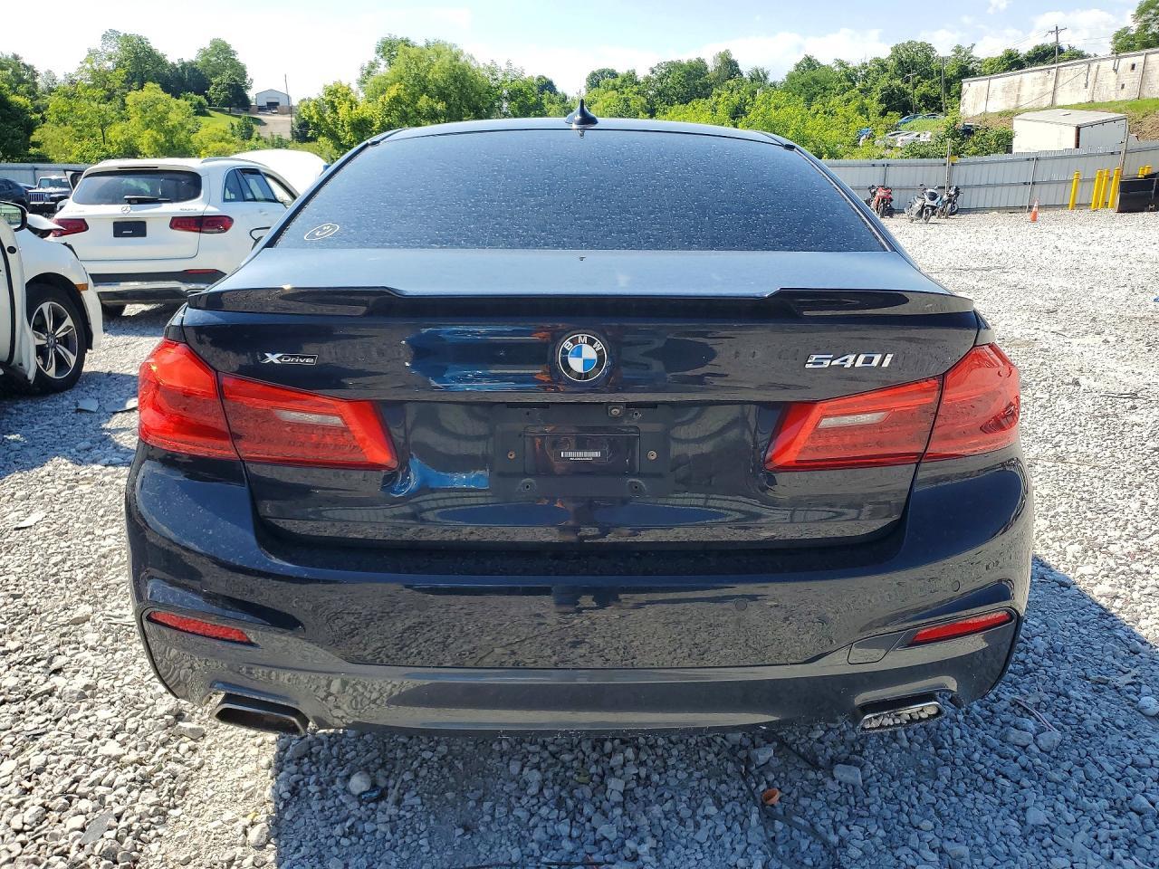2020 BMW 540 Xi - Фото 6