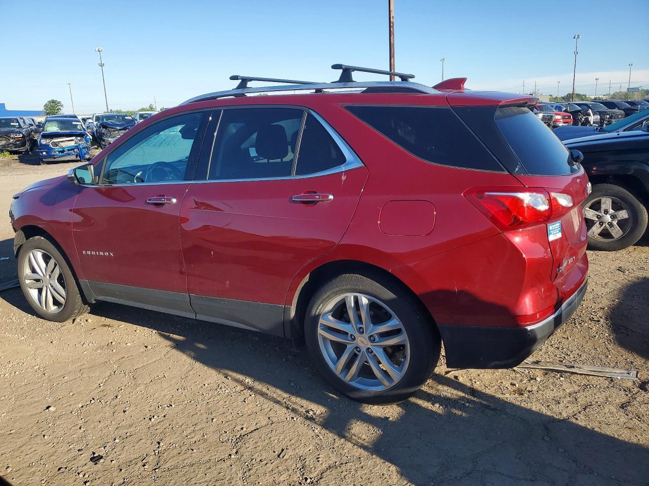 2018 Chevrolet Equinox Premier - Image 2