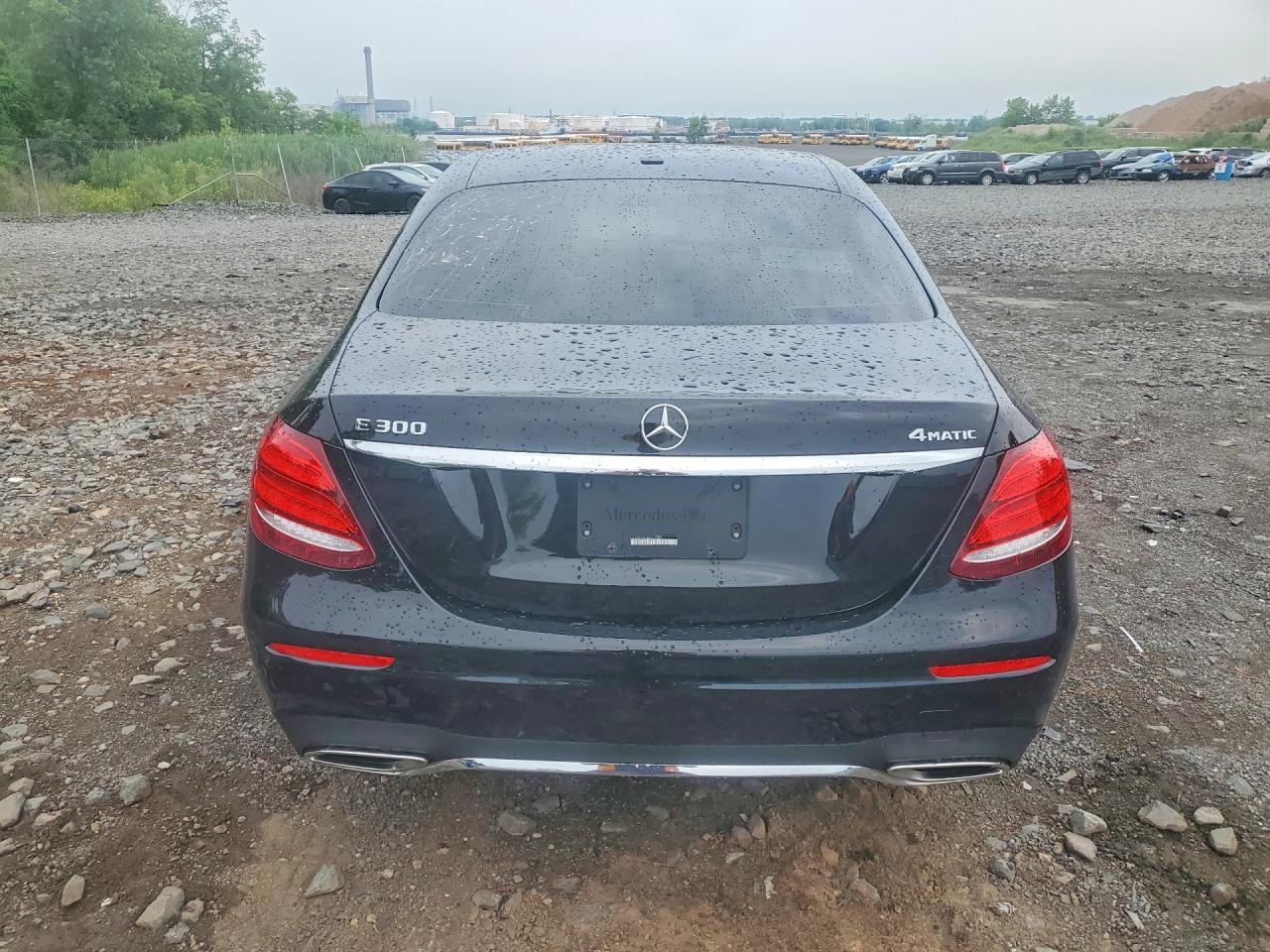 2019 Mercedes-Benz E 300 4Matic - Фото 6