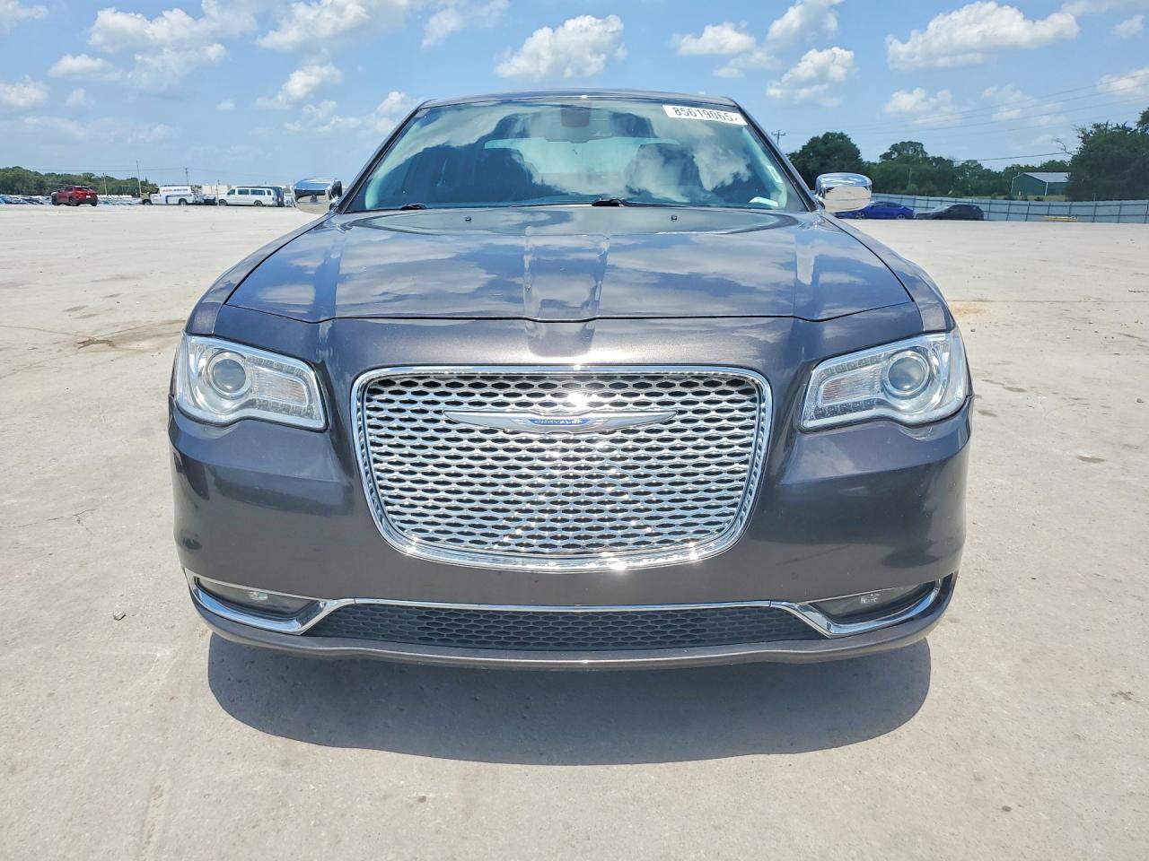 2018 Chrysler 300 Limited - Фото 5