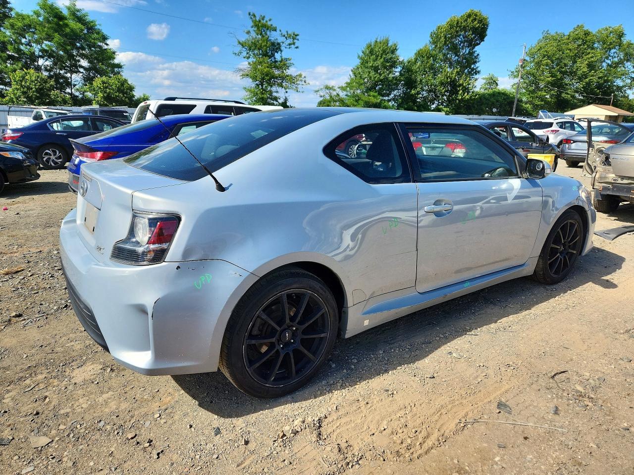 2014 Scion Tc 10 Series - Фото 3