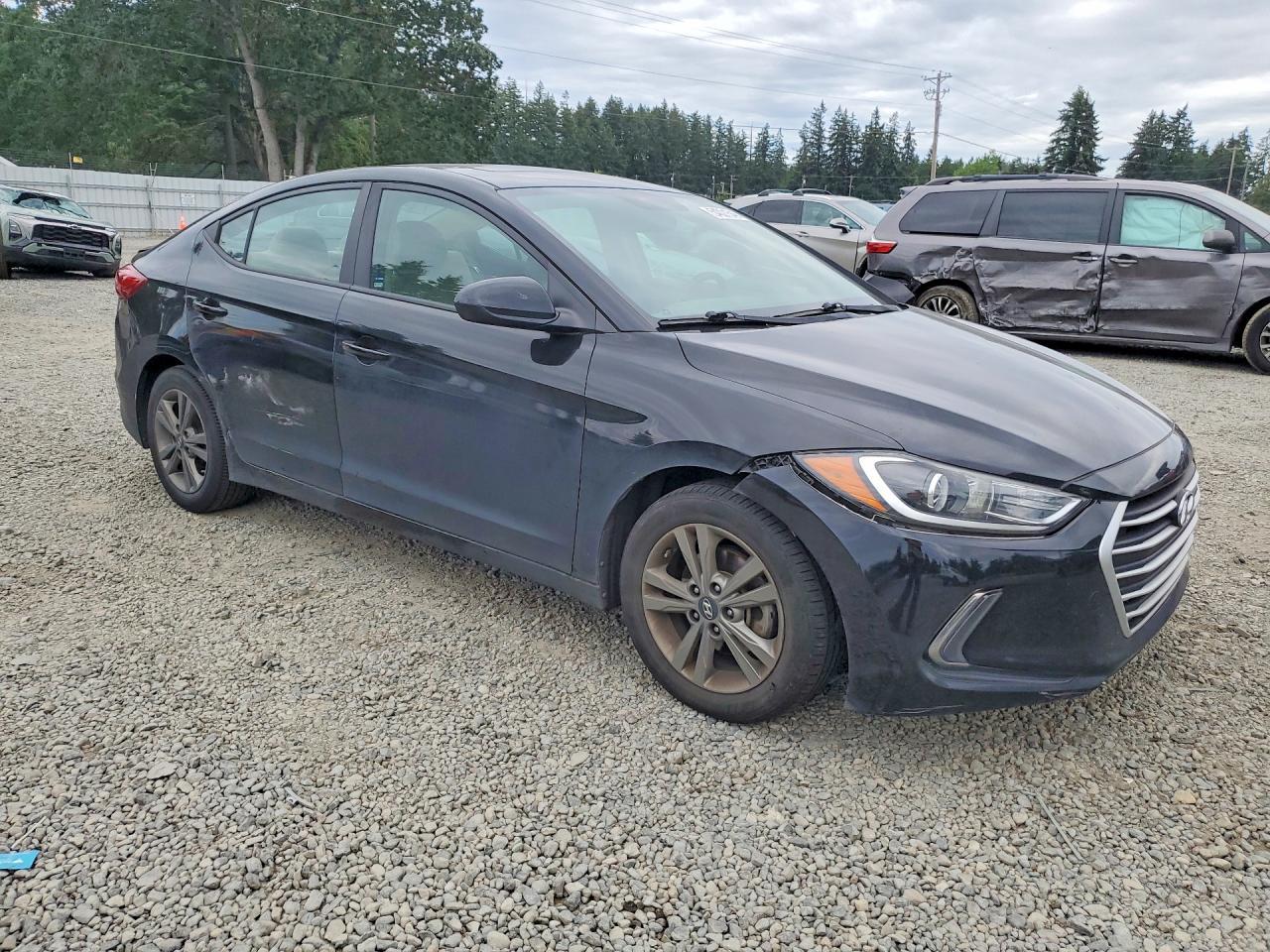 2017 Hyundai Elantra Value Edition - Image 4