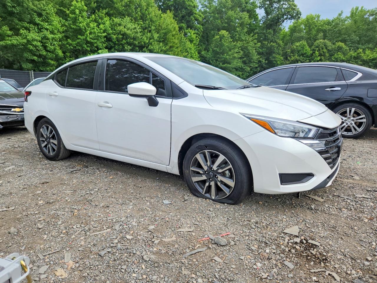 2025 Nissan Versa Sv - Фото 4
