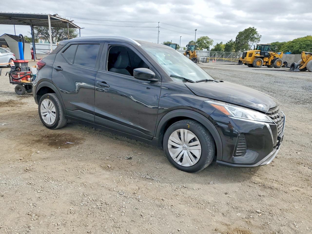 2021 Nissan Kicks Sv - Фото 4
