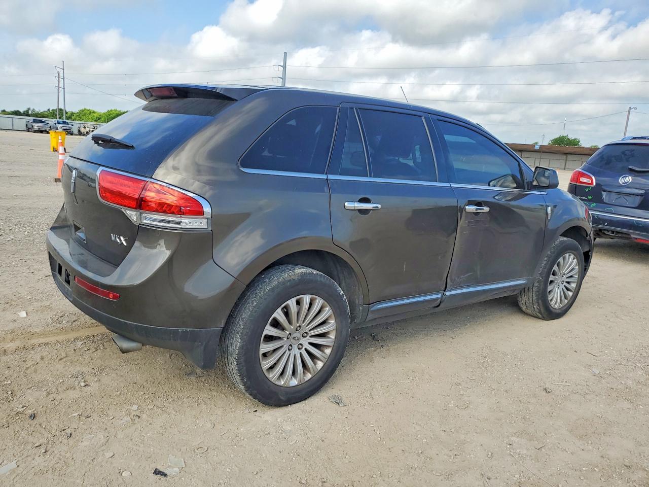 2011 Lincoln Mkx - Image 3