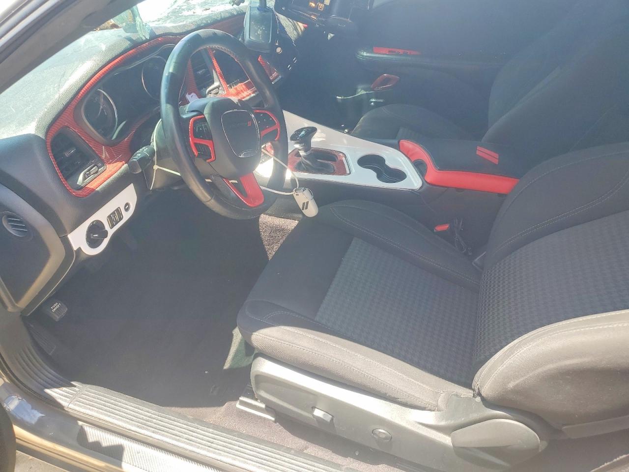 2018 Dodge Challenger Sxt - Image 7