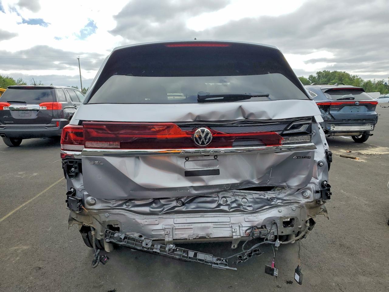 2024 Volkswagen Atlas Sel Premium R-Line - Фото 6